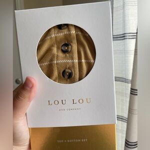 New In Box Lou Lou and Company Top + bottoms set